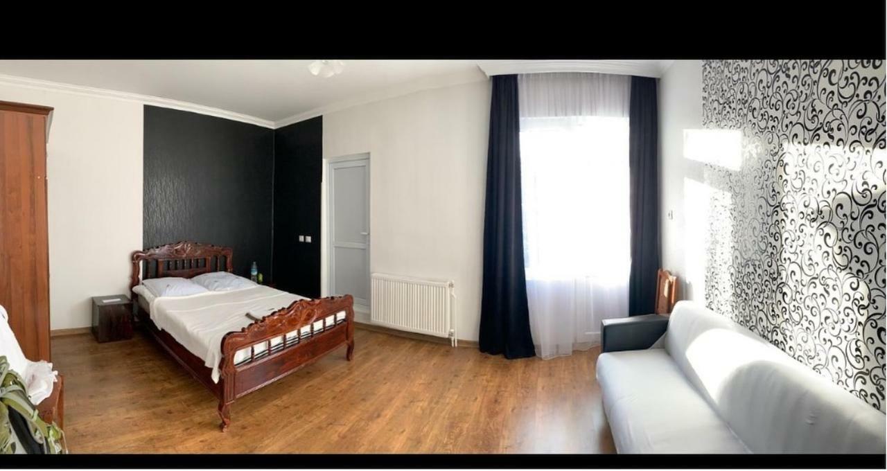 Guest House Telavi XXI Kültér fotó